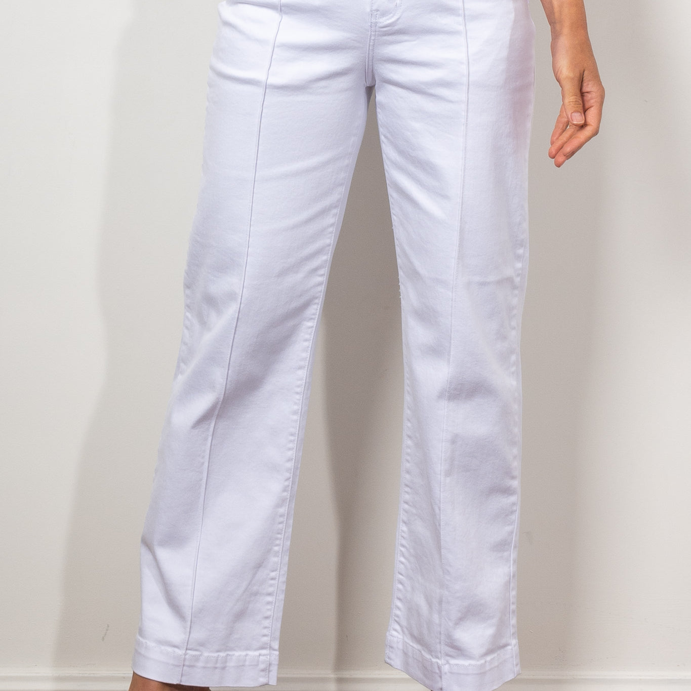 Kireina Brooke Jean Snow White