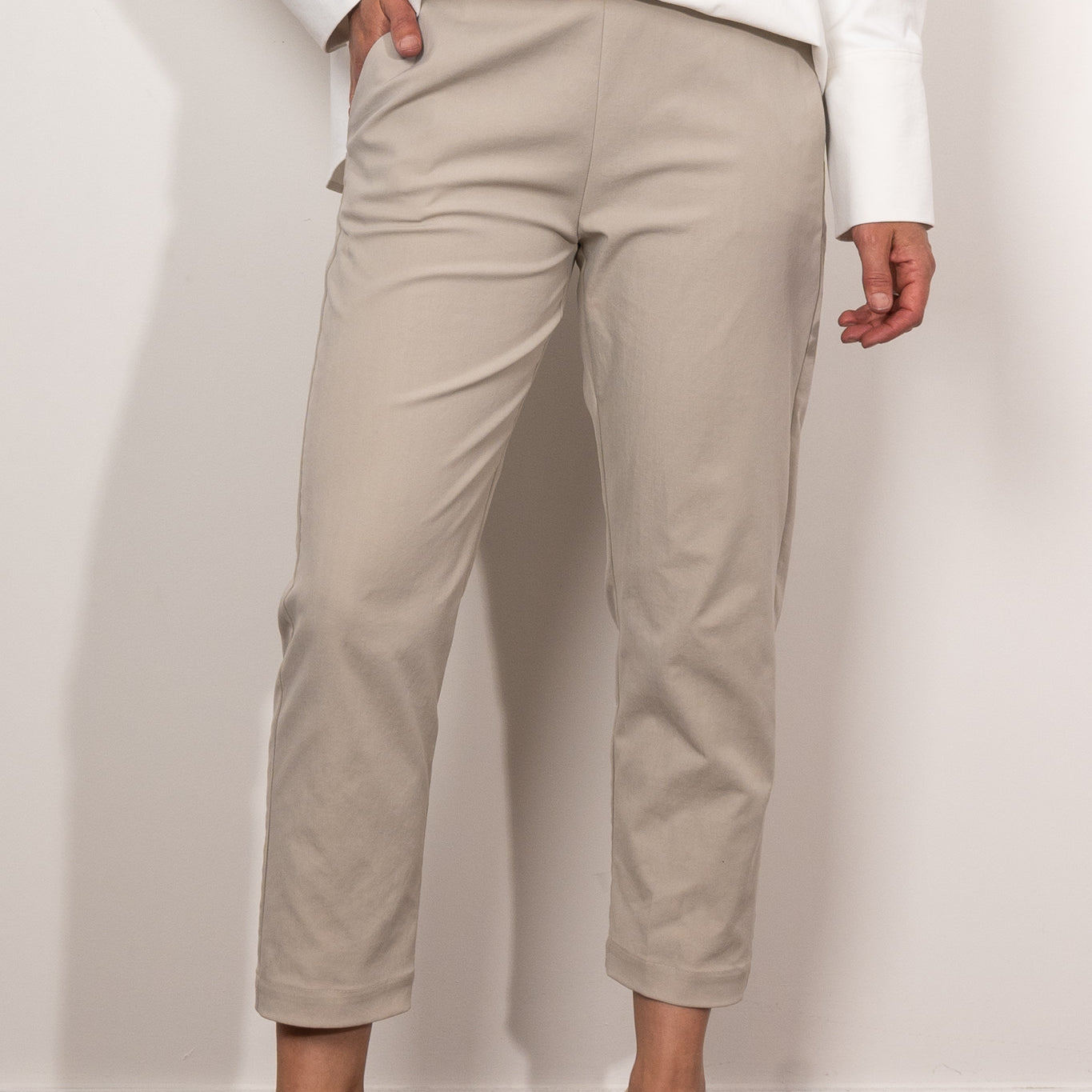 Mela Purdie Tapered Flat Pant Gravitene