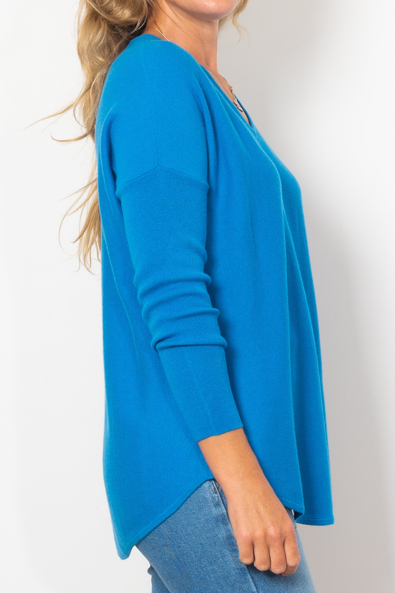 #colour_electric-blue