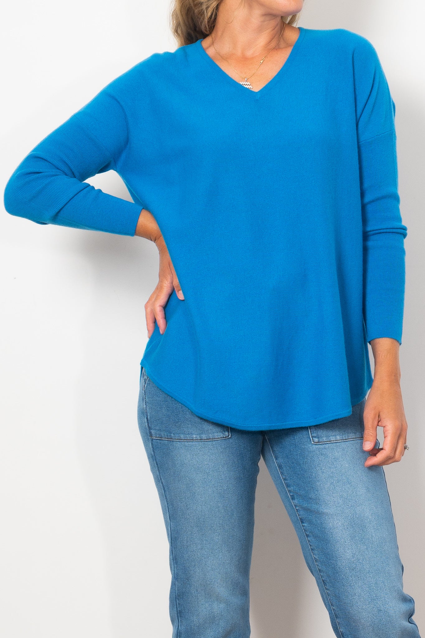 #colour_electric-blue