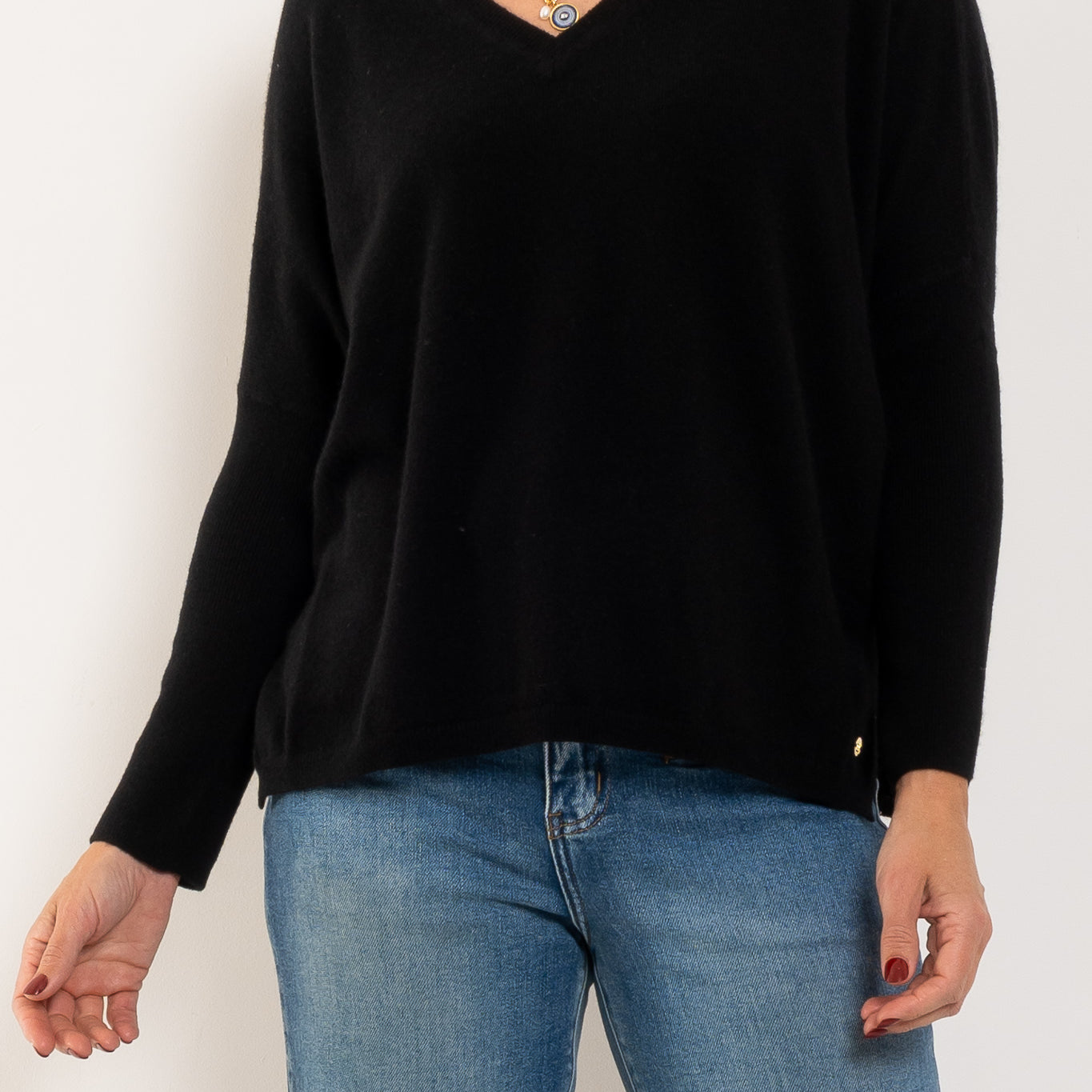 Mia Fratino Margot Vee