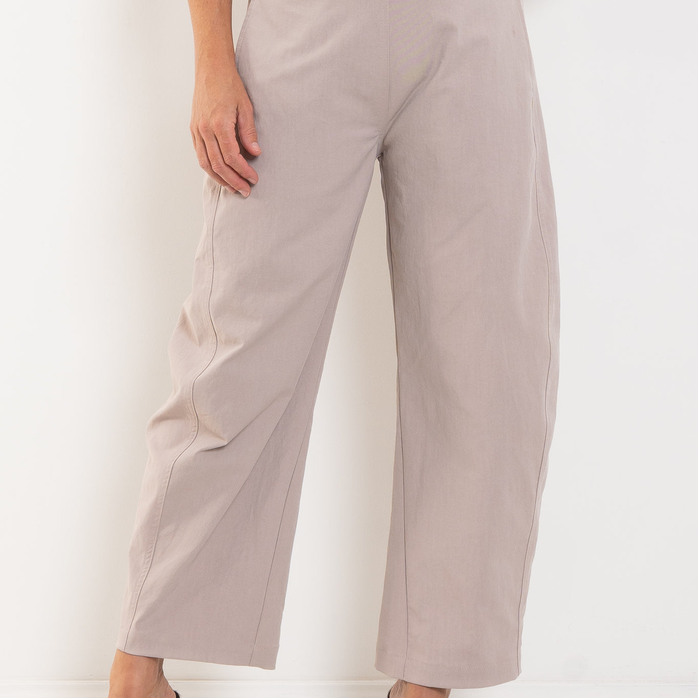 Mela Purdie Barrel Leg Pant Gravitene