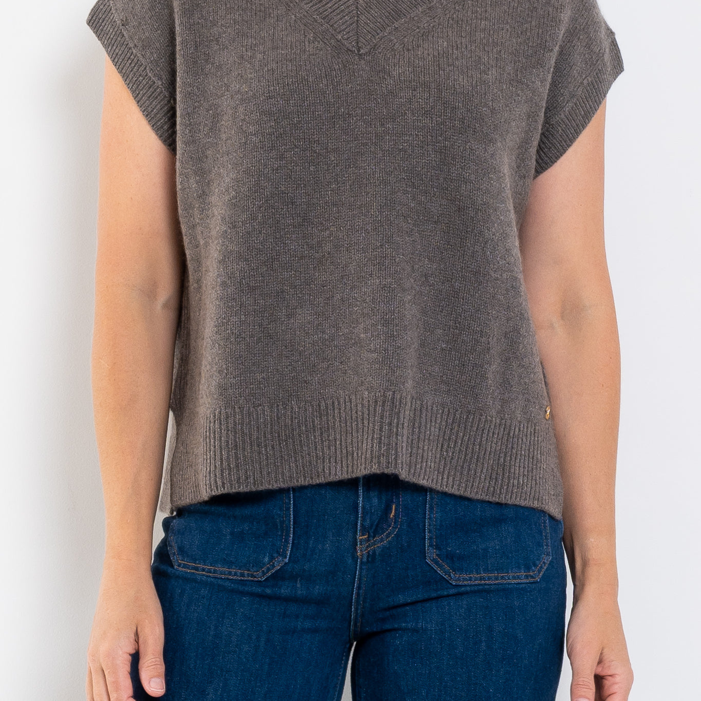 Mia Fratino Xavier Vest