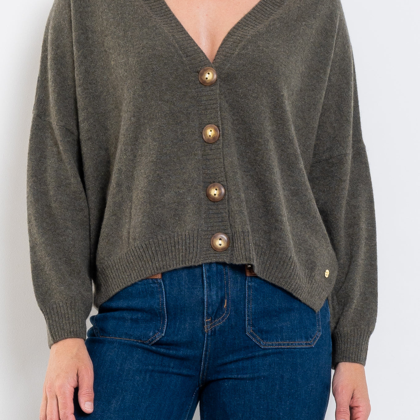 Mia Fratino Nova Cardi