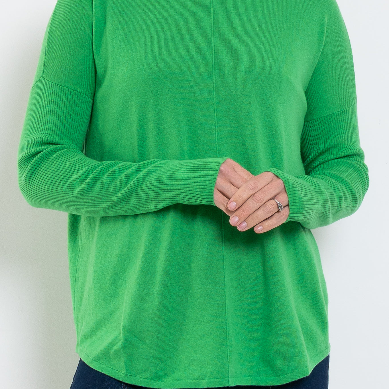 Bridge & Lord Queen Crew Curved Hem Pullover
