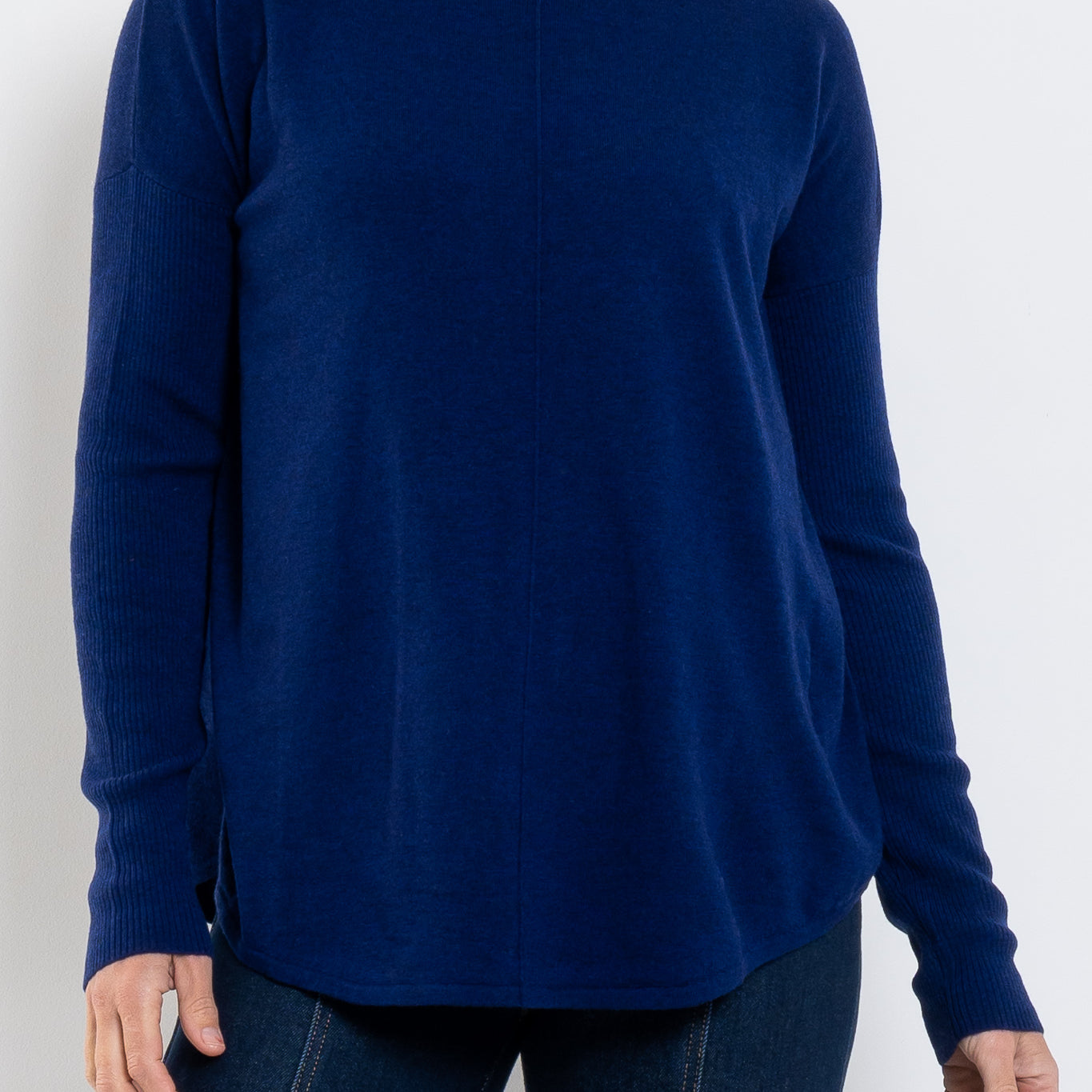 Bridge & Lord Queen Crew Curved Hem Pullover