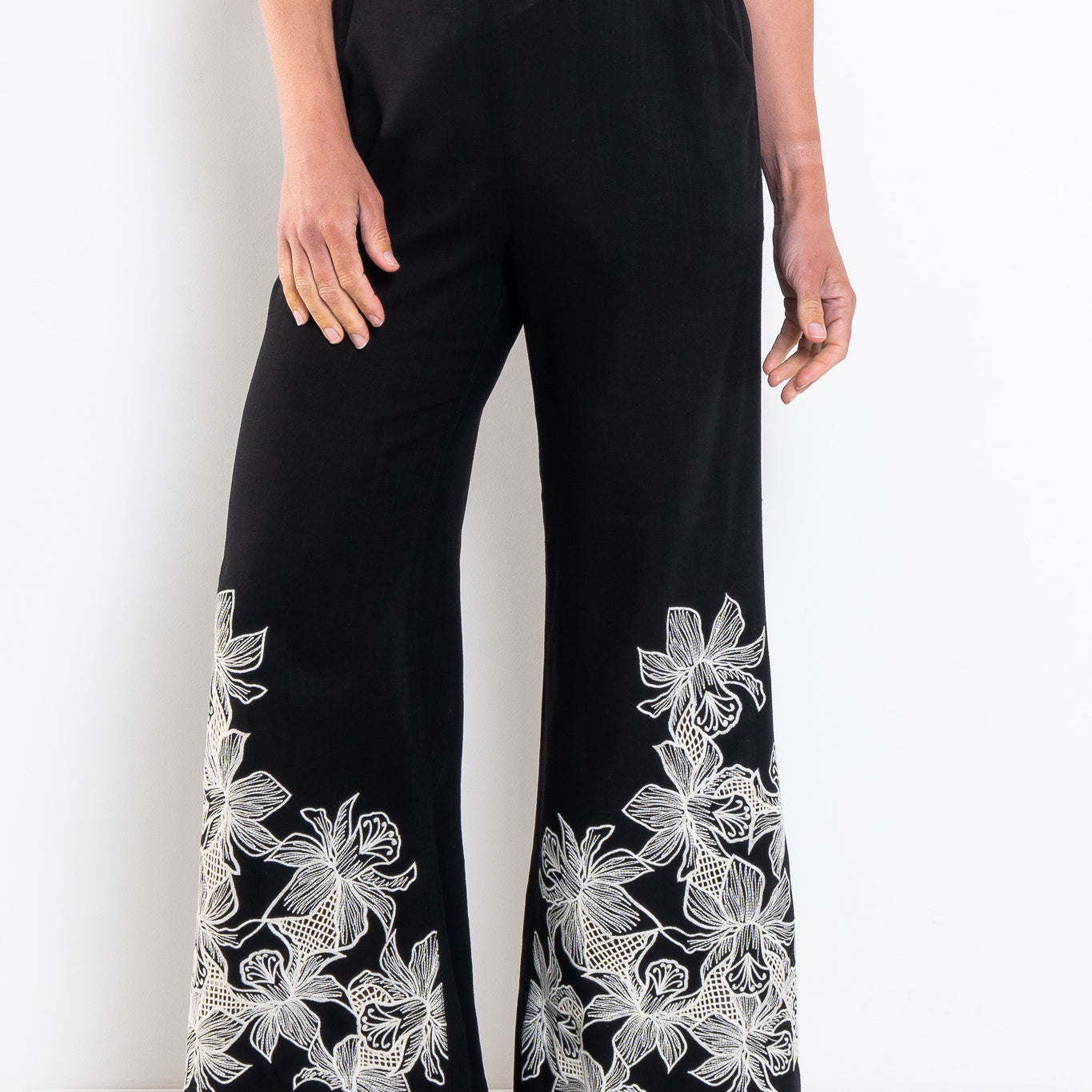 Once Was Willow Linen Embroidered Pant