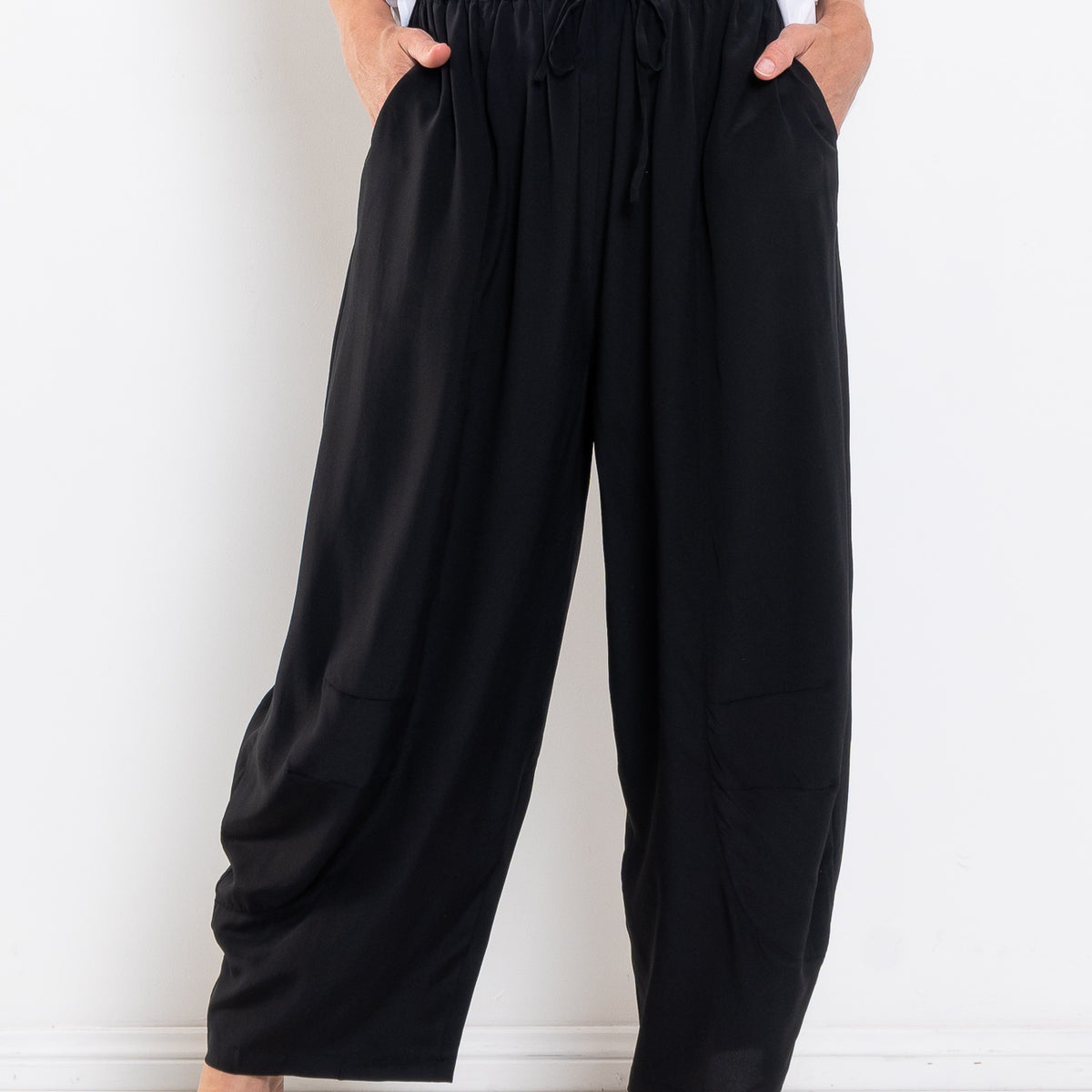 M.A. Dainty Niko Silk Pant