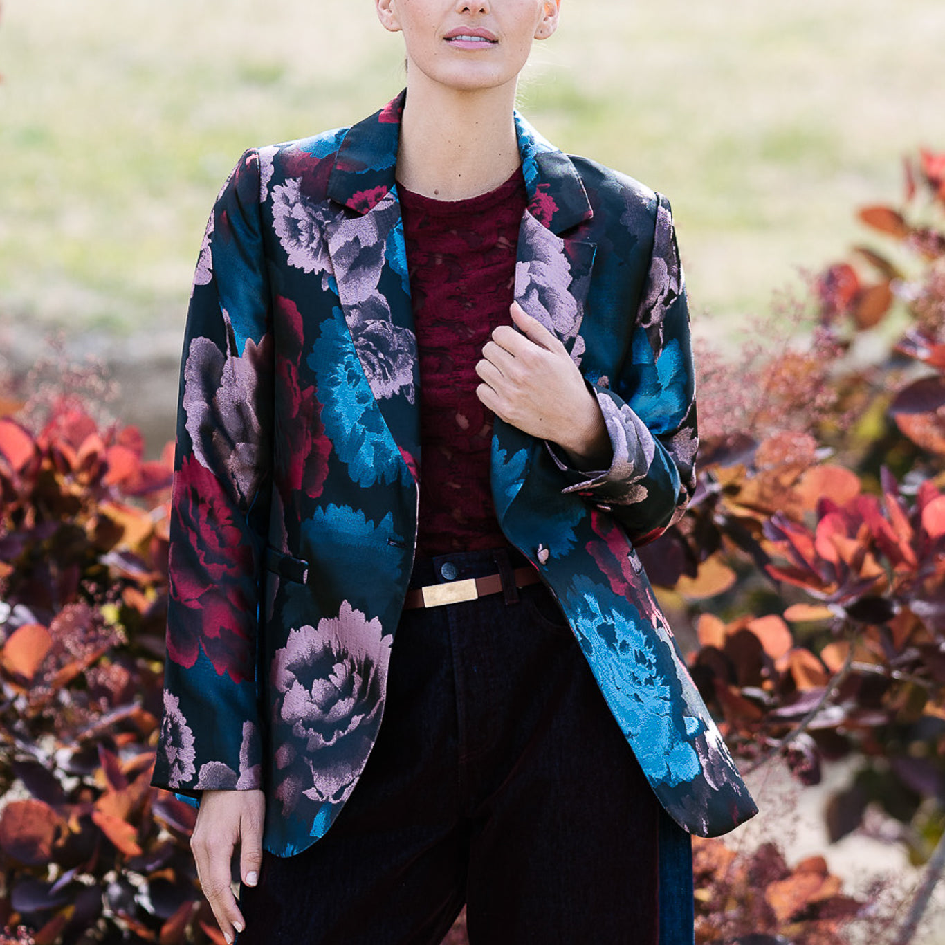 M.A. Dainty Zazzle Jacket Midnight Roses