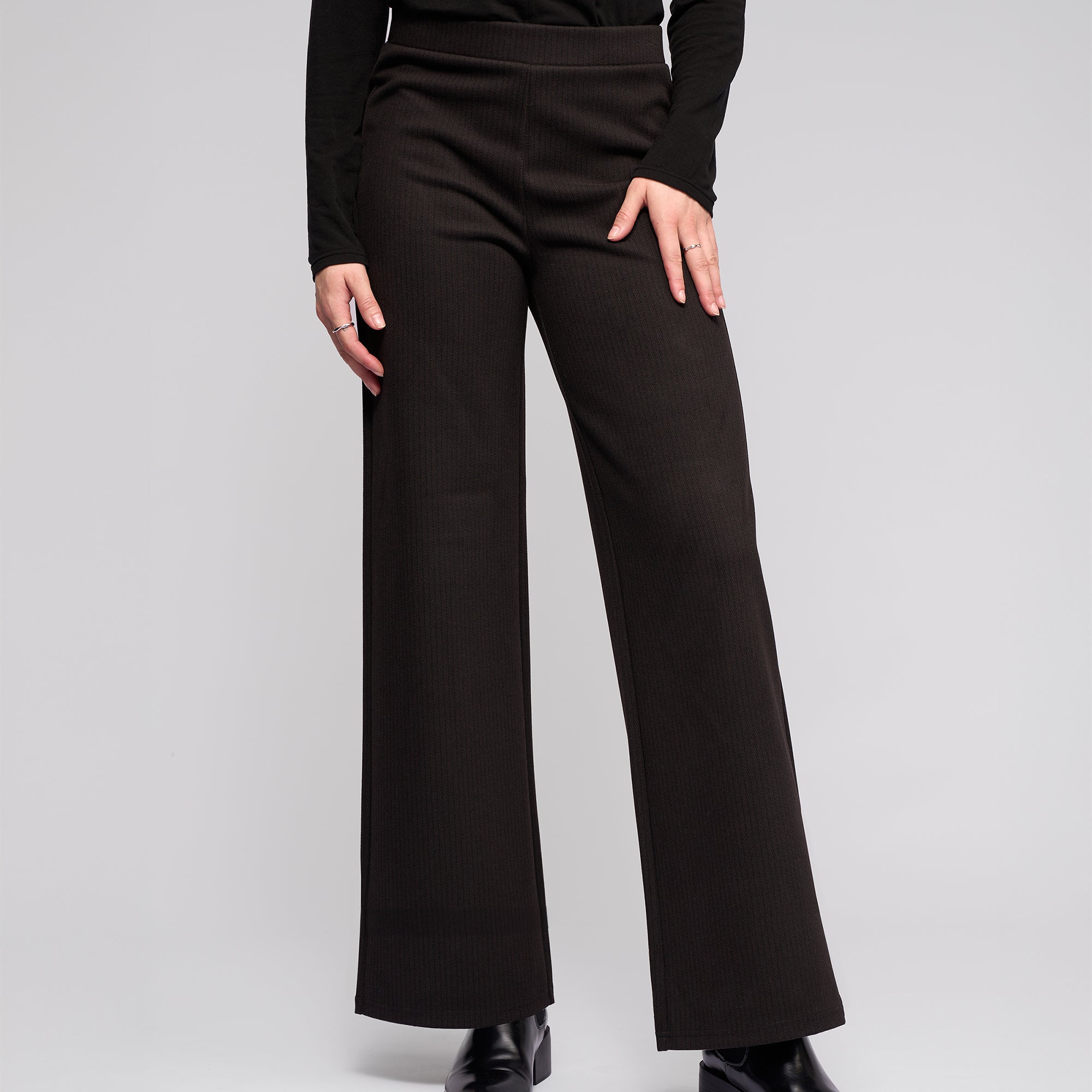 Vassalli Loft Wide Pull On Pant