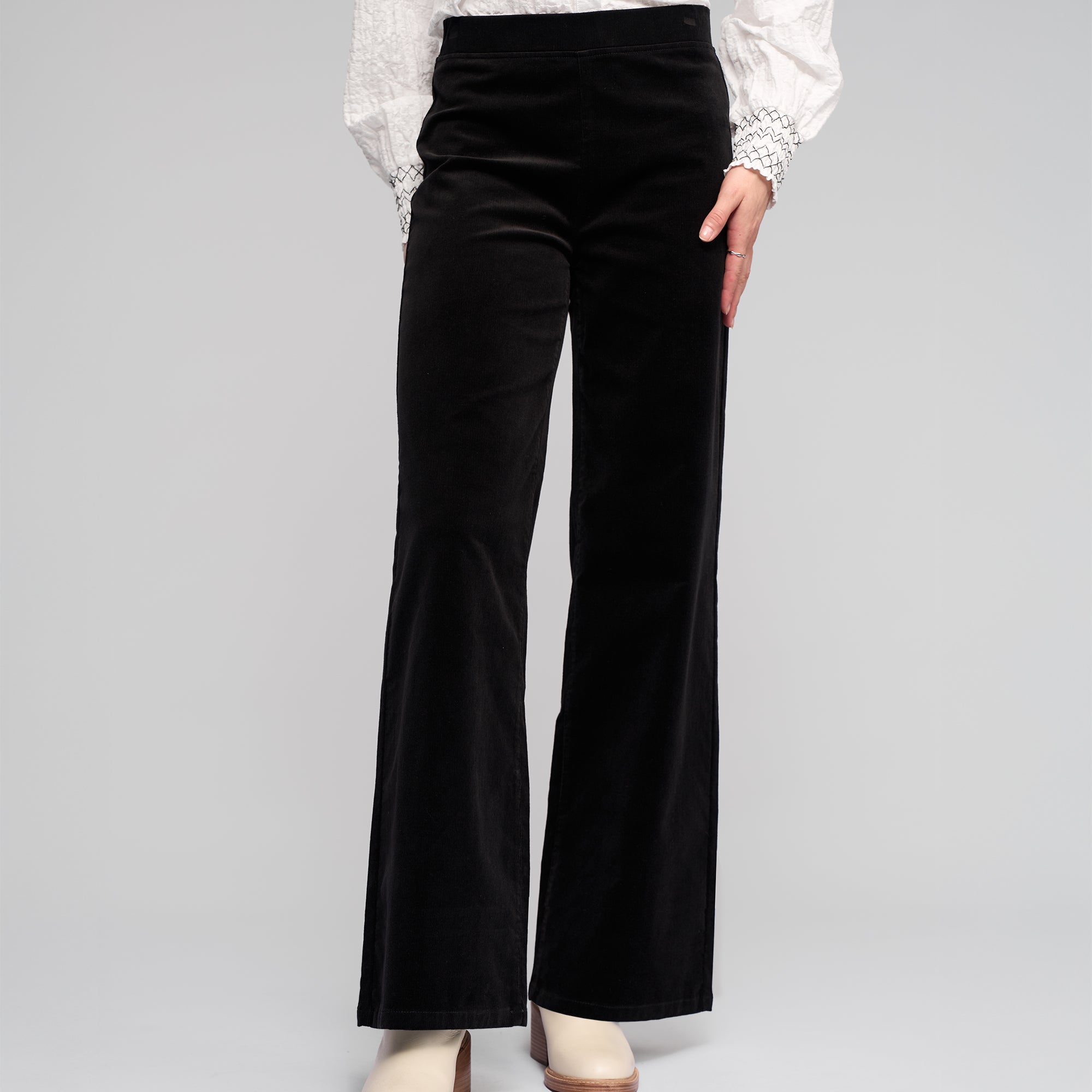 Vassalli Loft Cord Wide Pull On Pant