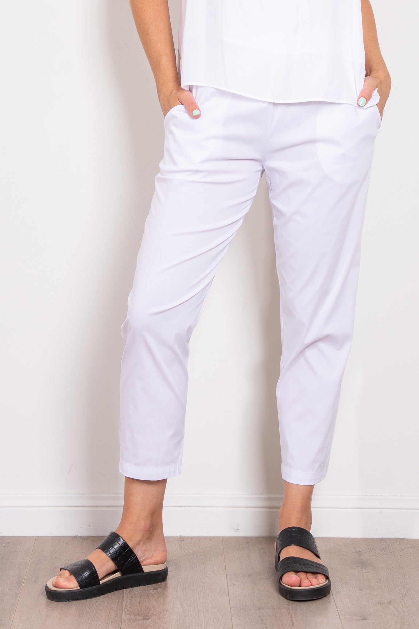 #colour_white