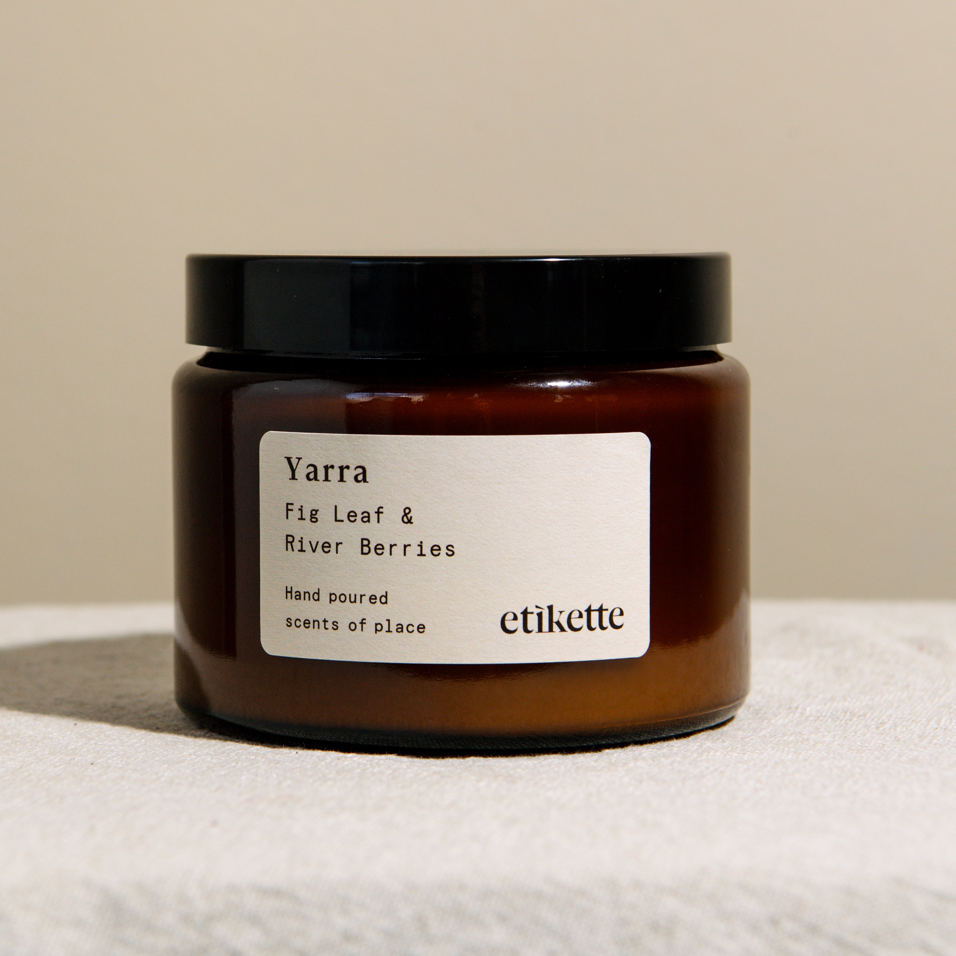 Etikette Large Jar Hand Poured Soy Candle
