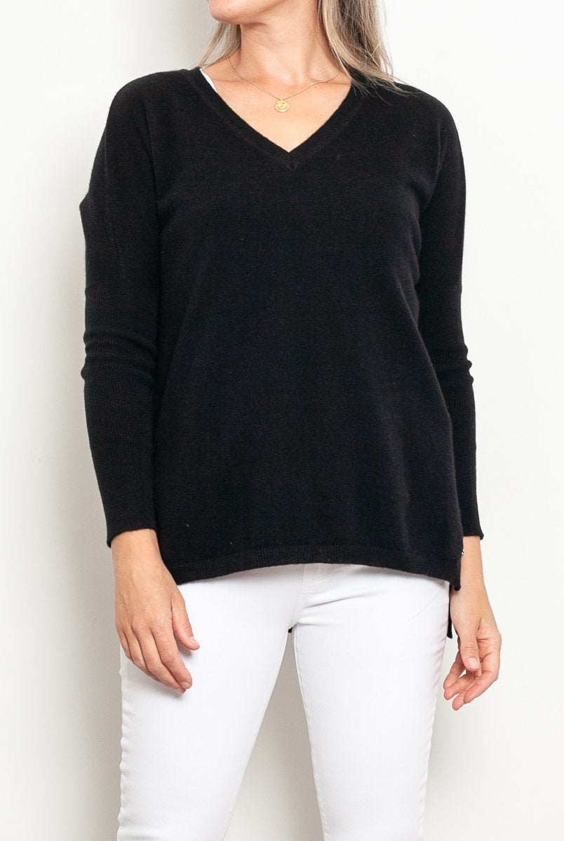 Mia Fratino Cashmere Essentials V Neck Boyfriend Sweater - Impulse Boutique#colour_jet-black