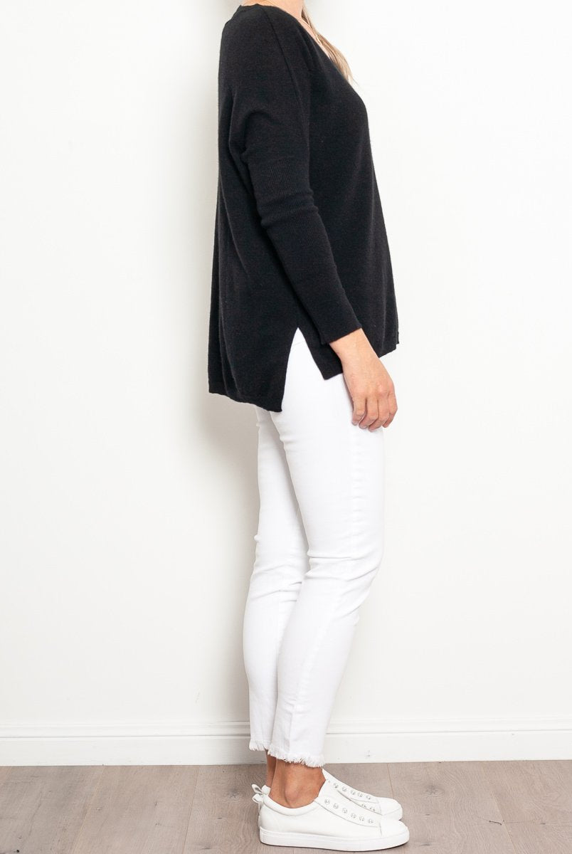 Mia Fratino Cashmere Essentials V Neck Boyfriend Sweater - Impulse Boutique#colour_jet-black