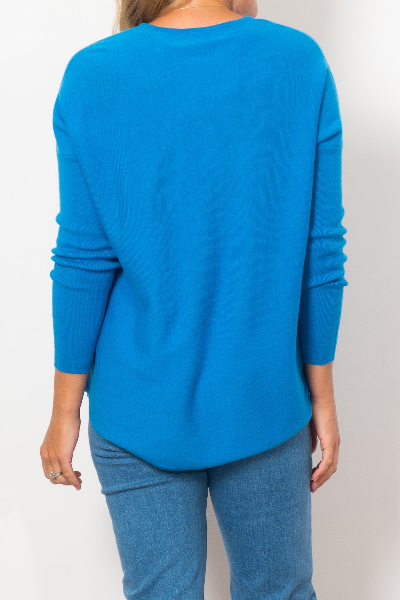 #colour_electric-blue