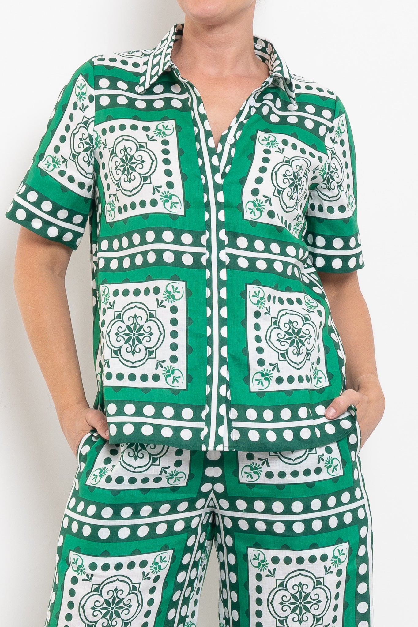 Zoe Kratzmann Pixel Top Parrot Scarf